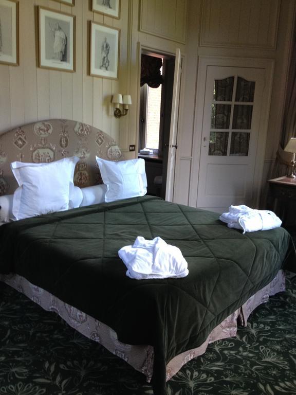 B&B Exclusive Guesthouse Chateau De Spycker Brugge Kamer foto