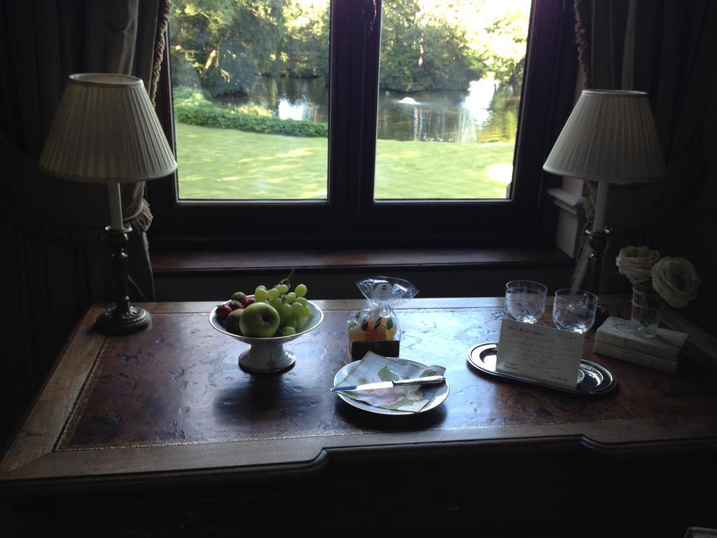 B&B Exclusive Guesthouse Chateau De Spycker Brugge Kamer foto
